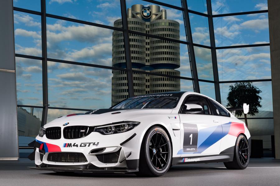  BMW M4 GT4 (F82) 2017 года  (фото 29 из 46)